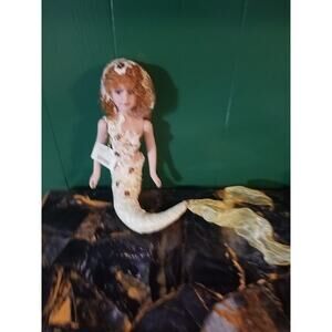 Show Stoppers porcelain doll - Red Haired, Yellow Dress Mermaid Collectable